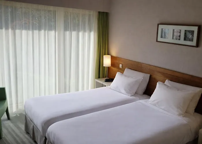 Kyriad Angouleme Nord Champniers- Hotel & Residence