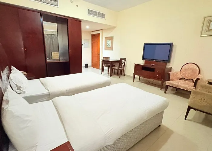 Clifton International Hotel