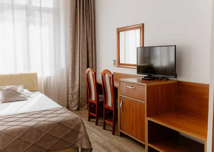 Hotel N