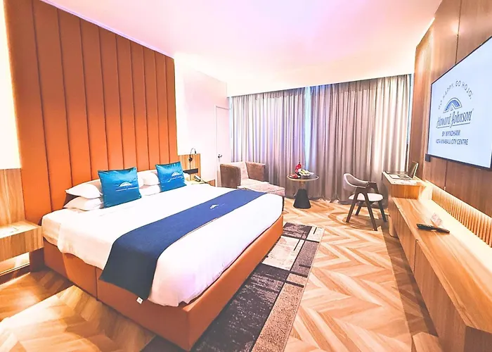 Howard Johnson By Wyndham Kota Kinabalu City Centre, Formerly Hotel Shangri-La Kota Kinabalu