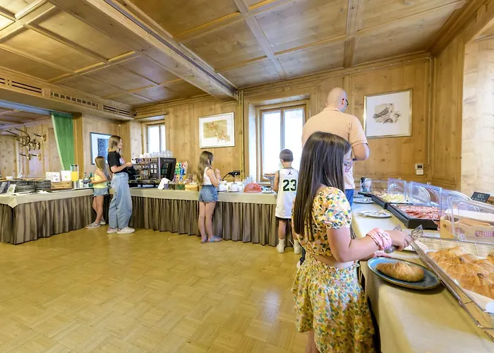 Hotel Suisse, Swiss Alpine Charm