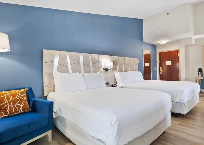 Best Western Plus, The Inn At Hampton