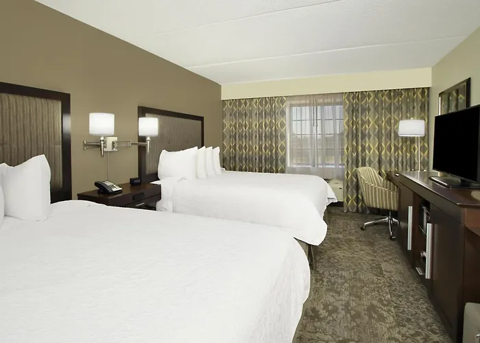 Hampton Inn & Suites By Hilton - Rockville Centre