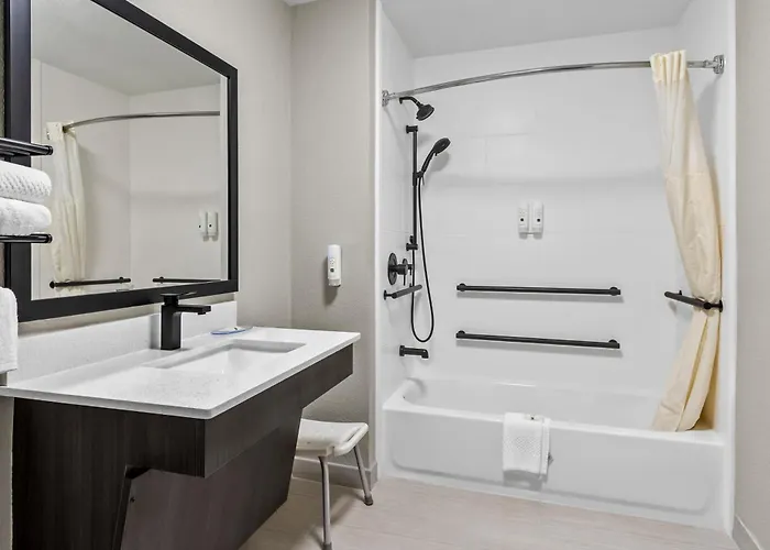 Quality Inn & Suites Florence Civic Center
