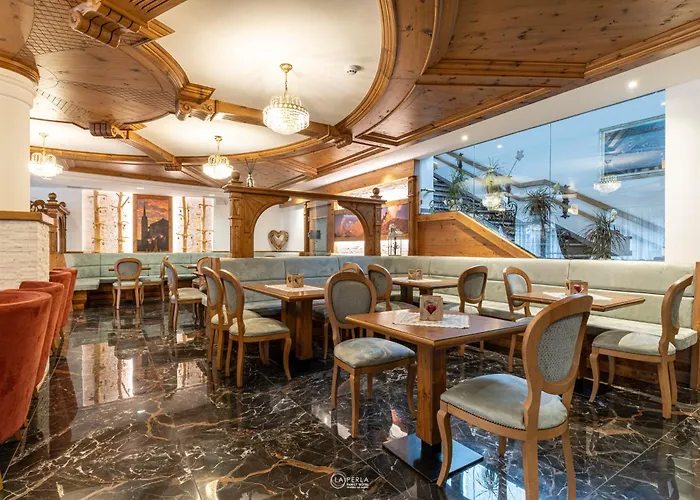 Family Hotel La Perla