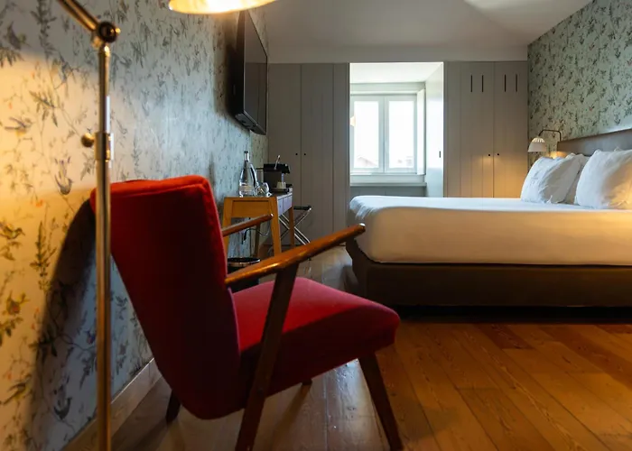 Lisboa Carmo Hotel