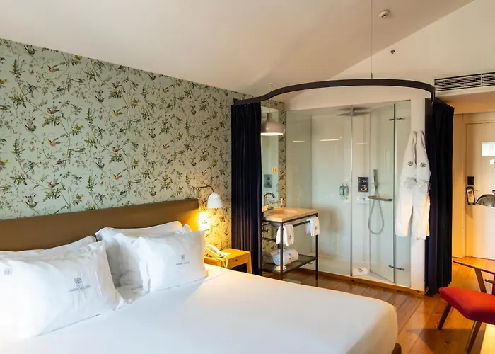 Lisboa Carmo Hotel