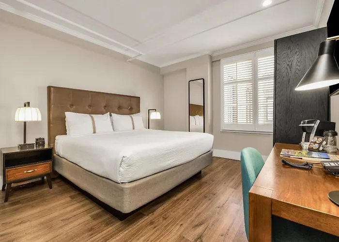 Hotel Petaluma, Tapestry Collection By Hilton