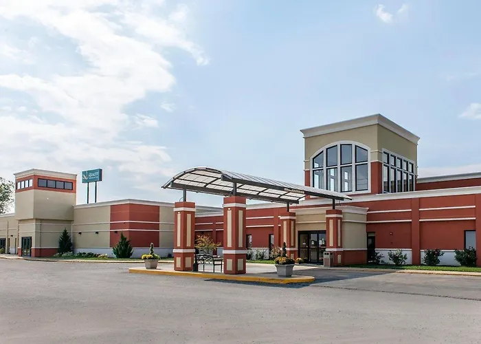 Quality Inn & Suites Mattoon South