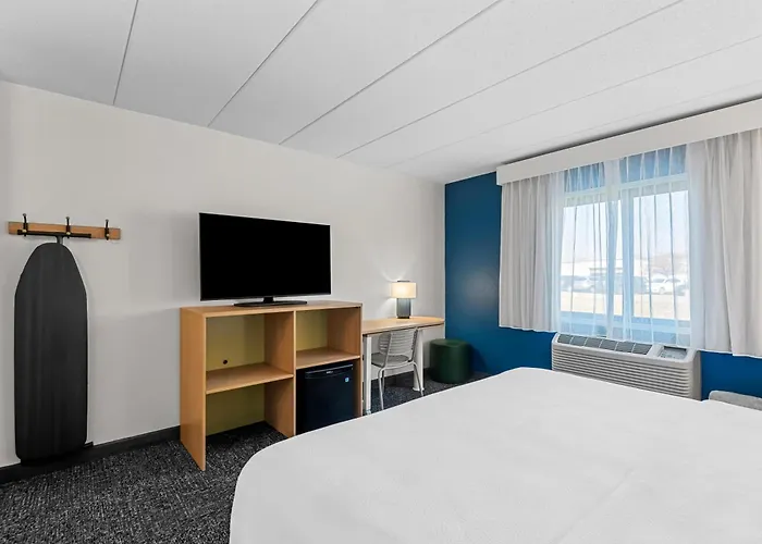 Spark By Hilton Cedar Falls
