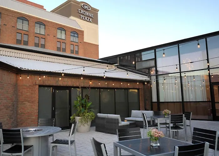 Crowne Plaza Providence-Warwick