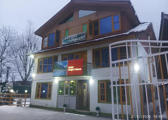 Hotel Bright Palace