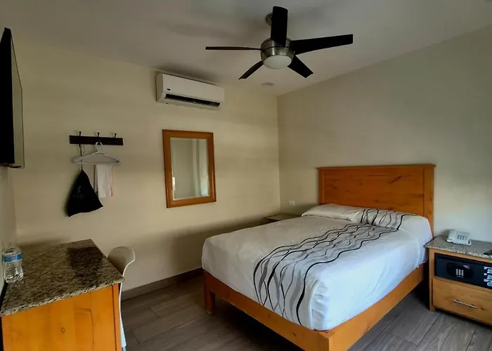 Hotel Baja