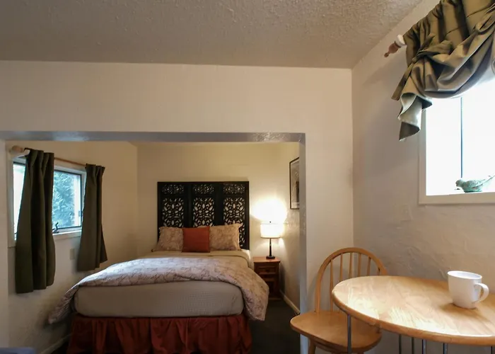 Jonquil Motel