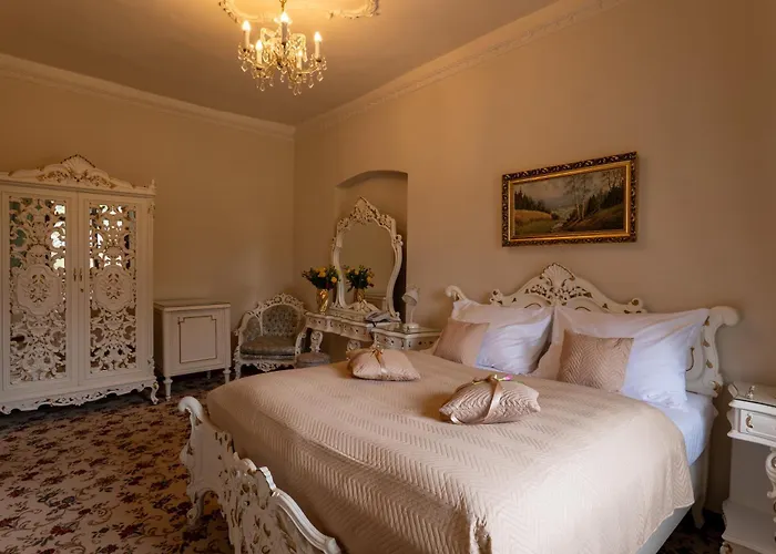 Lh Hotel Gold