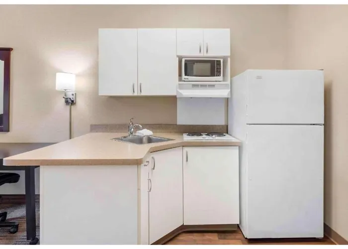 Studio 6 Corporate Extended Stay Chicago Lisle Il