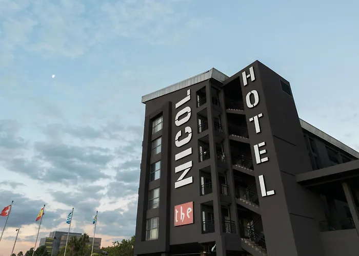 The Nicol Hotel And Apartments