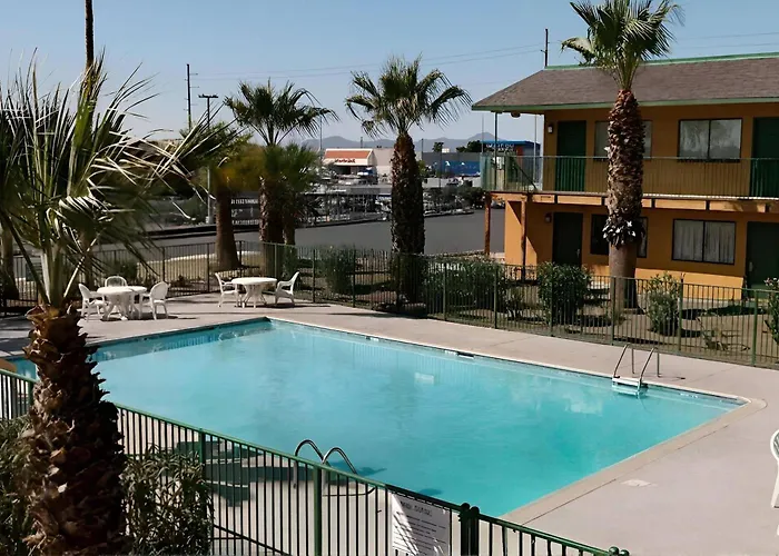 Econo Lodge Inn & Suites Yuma