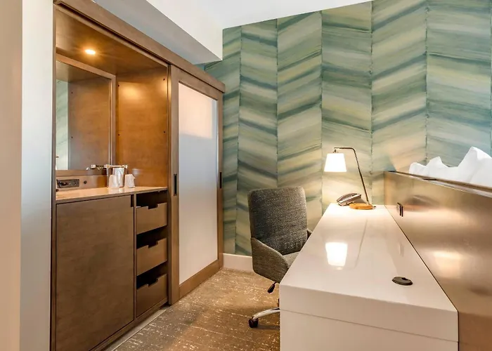 Cambria Hotel Ocean City - Bayfront