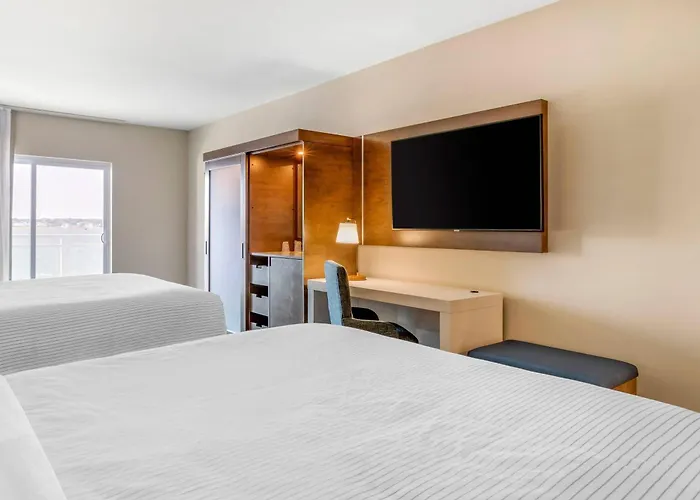 Cambria Hotel Ocean City - Bayfront