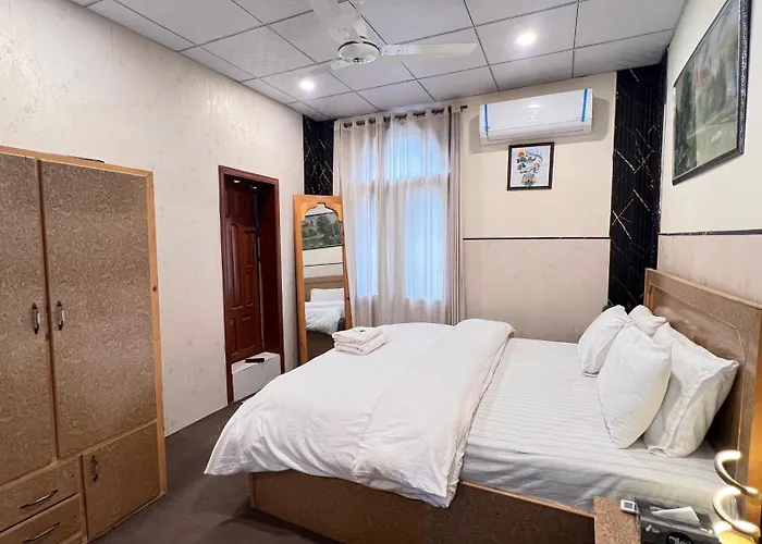 Duroyo Hotel