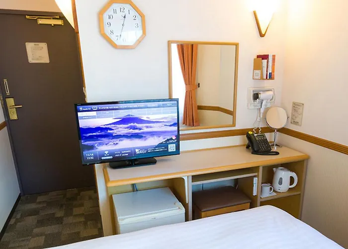 Toyoko Inn Okinawa Naha Asahibashi Ekimae