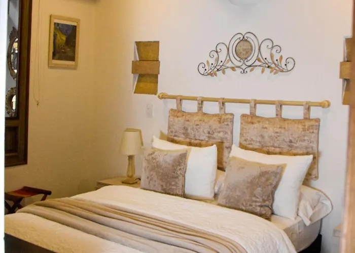 Santa Lucia Casa Hotel