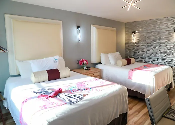 Dragonfly Inn & Suites