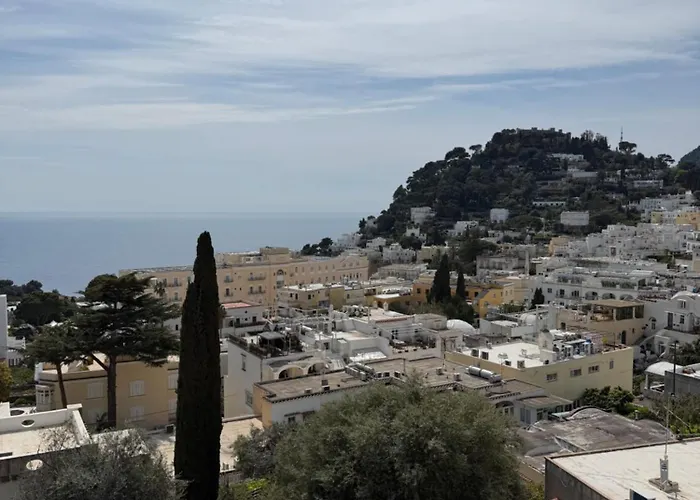 Capri Suite Dreams