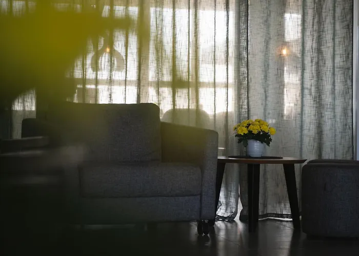 Postmaster Hotel