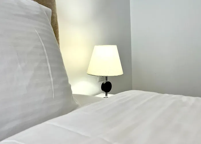 Riviera Boutique Hotel-City Center