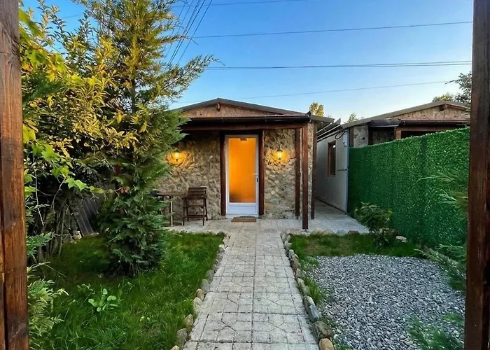Family Tiny Houses & Cozy Rooms