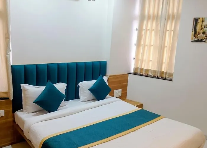 Hotel Lotus Suites