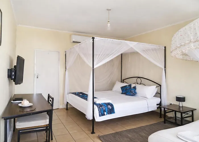 Kabula Lodge