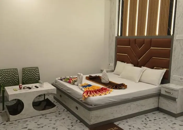 Hotel Lokenath Resort