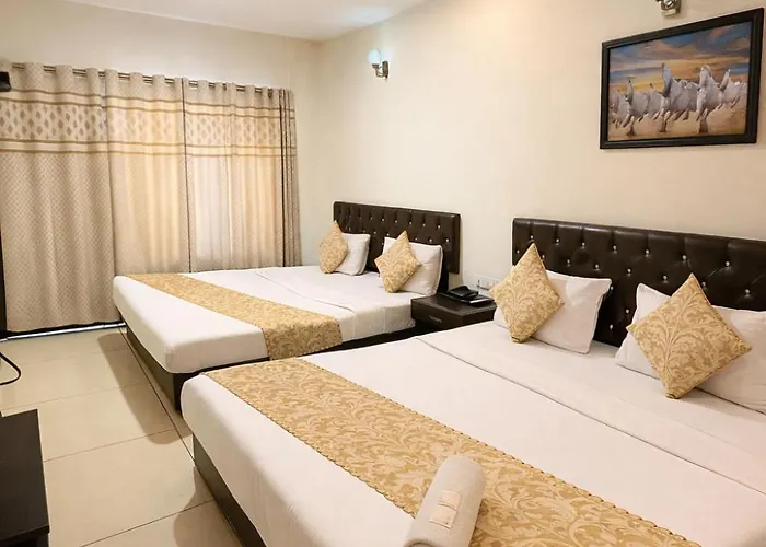 Jbs Comfort Residency Zirakpur Chandigarh # Couple Friendly # Parking # Lift #Travelers Choice