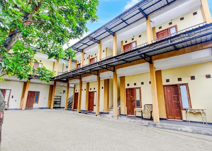Oyo 95130 Poerto Lemon Guest House