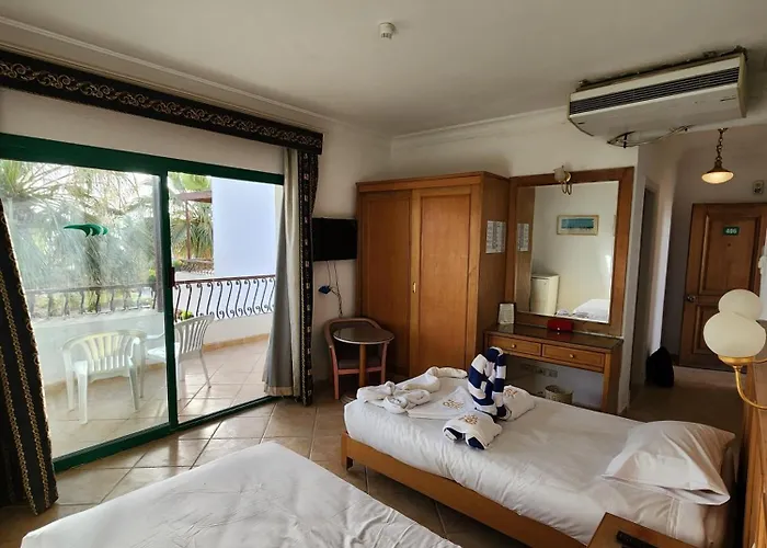 Royel Beach Resort - Ras Suder