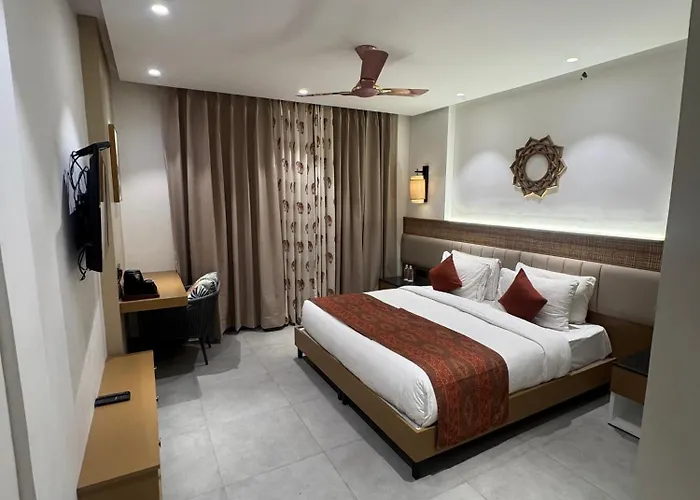 Divine Oak Stay