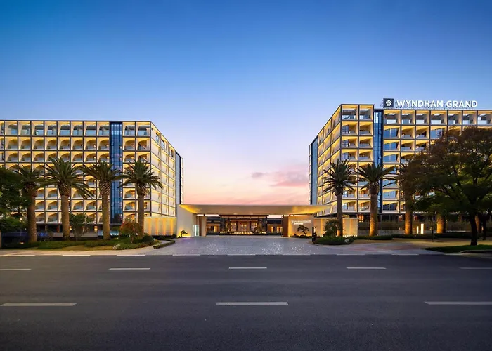 Wyndham Grand Tengchong Hot Spring