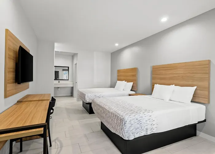 Americas Best Value Inn & Suites Tomball Grand Parkway