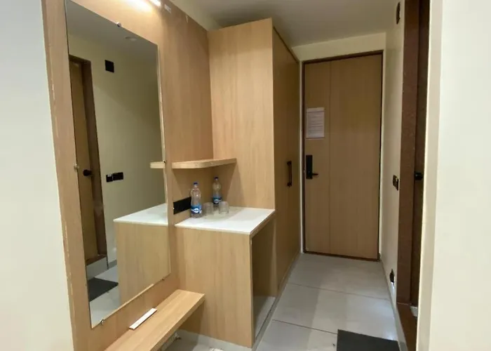 Mahadev Hotel
