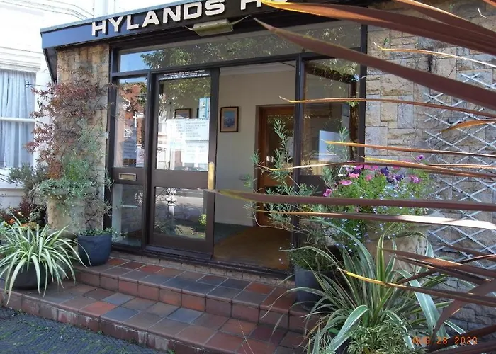 Hylands Hotel Double Room With Shared Bathroom & Free Parking