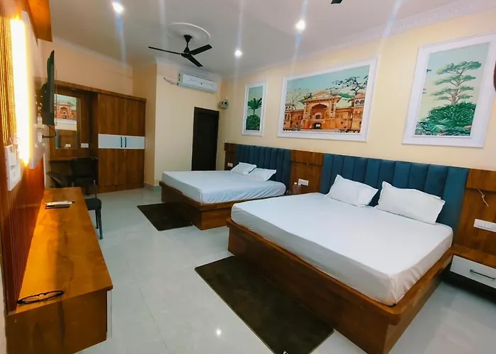 Hotel Orchha Heritage