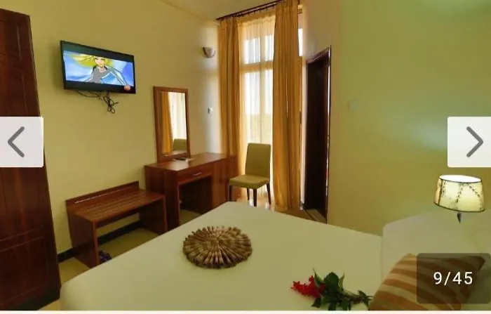 Relax Hotel