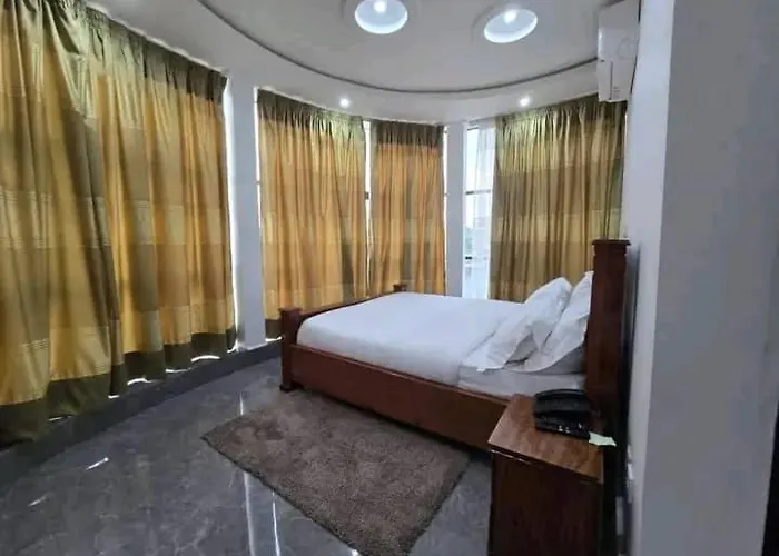 Manbou Hotel