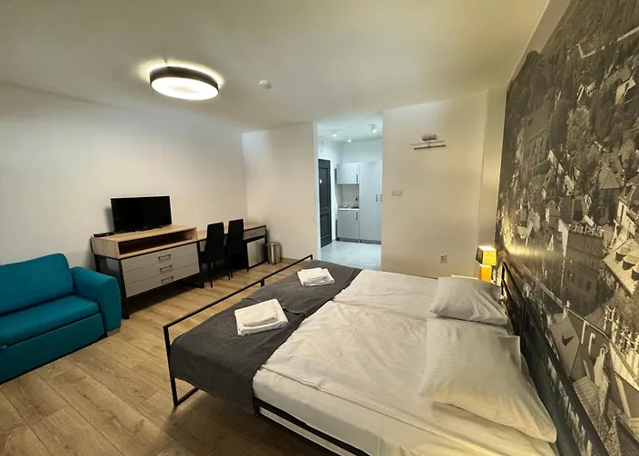 Hotel Zuraw W Starym Spichlerzu