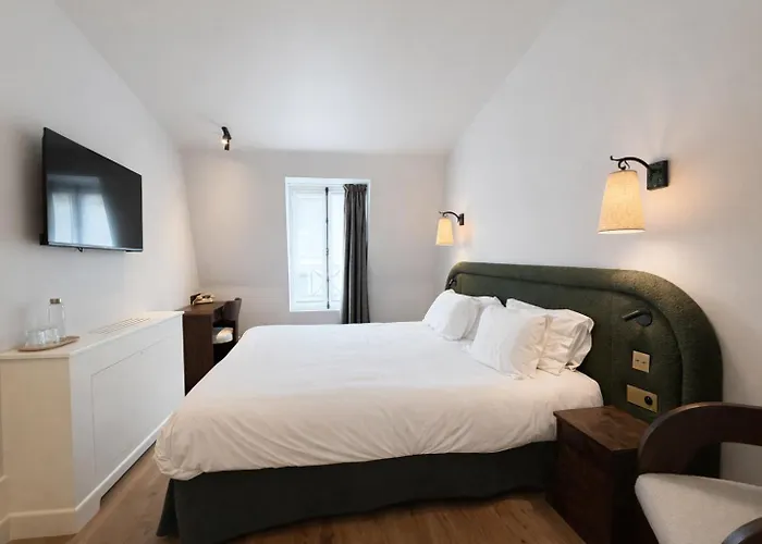 Neuilly Park Hotel