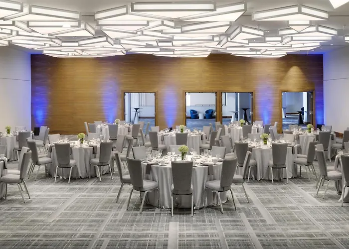 Hyatt Regency Los Angeles International Airport
