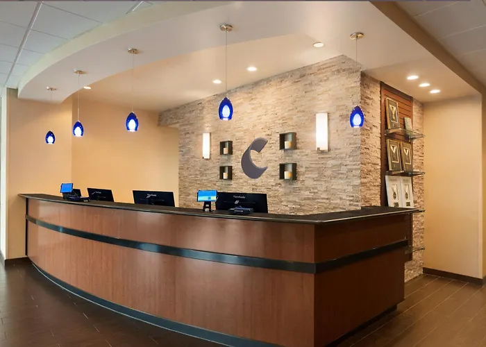 Comfort Inn & Suites Presidential